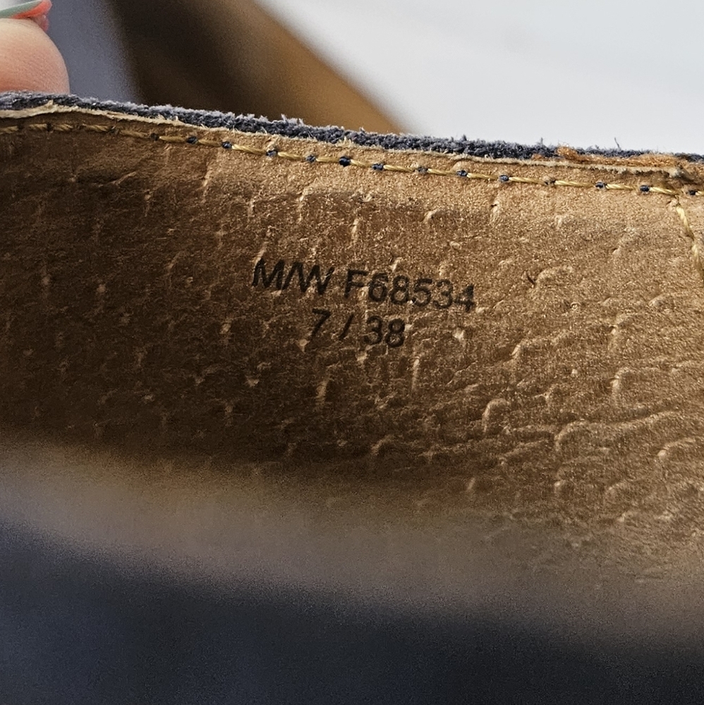 Born Women's Alikia Ocean blue suede loafer flats size 7 - Picture 8 of 8